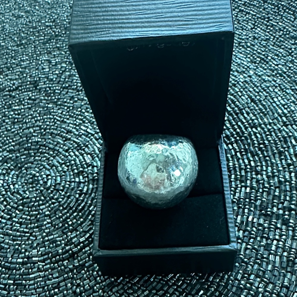 Ippolita Sterling Silver Large Hammered Dome Ring - Picture 3 of 3